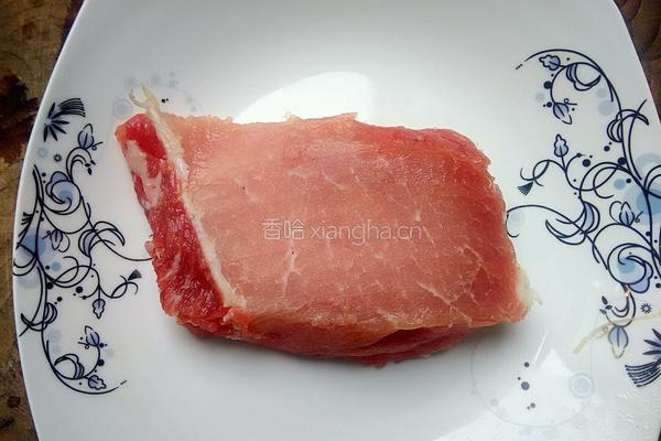 黄瓜青椒肉片的做法图解1