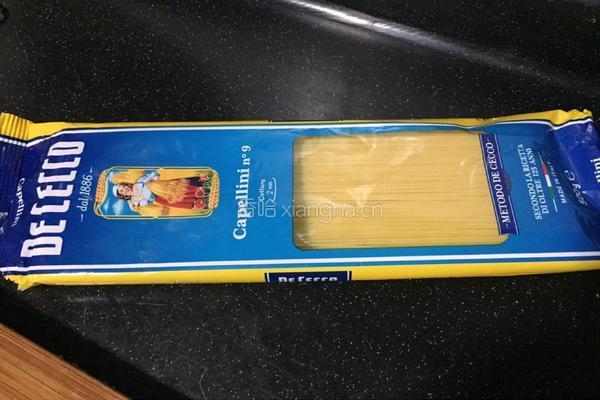 牛肉甘筍意大利面的做法图解1
