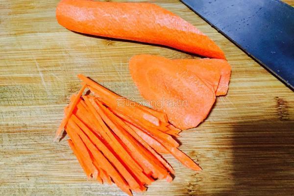 牛肉甘筍意大利面的做法图解2