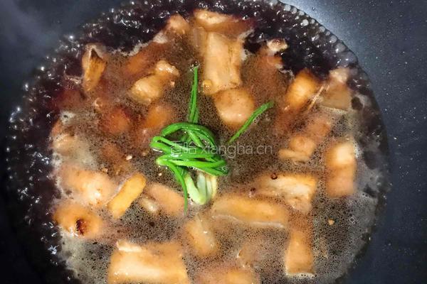 土豆红烧肉的做法图解5