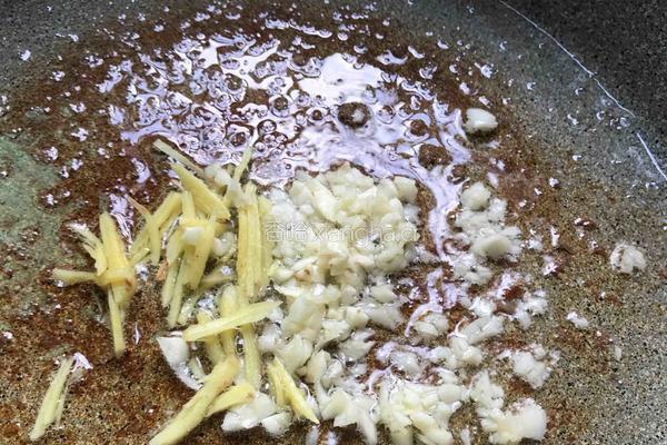 胡萝卜木耳炒肉的做法图解6
