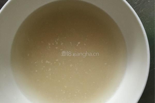 双色玫瑰花的做法图解4