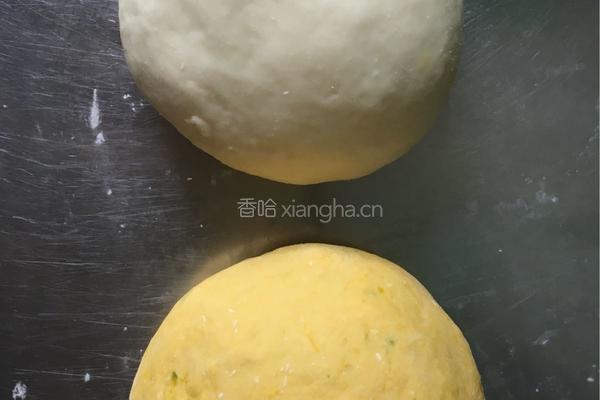 双色玫瑰花的做法图解5
