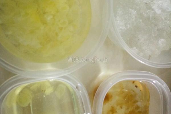 桃胶银耳皂角米雪燕羹的做法图解3