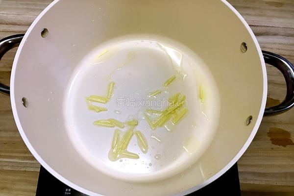 酸梅烧小土豆的做法图解5
