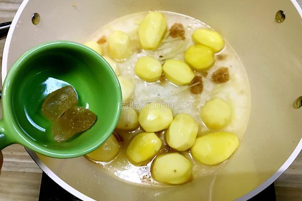 酸梅烧小土豆的做法图解9
