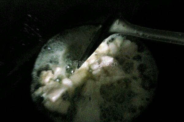 蒜蓉包菜的做法图解4