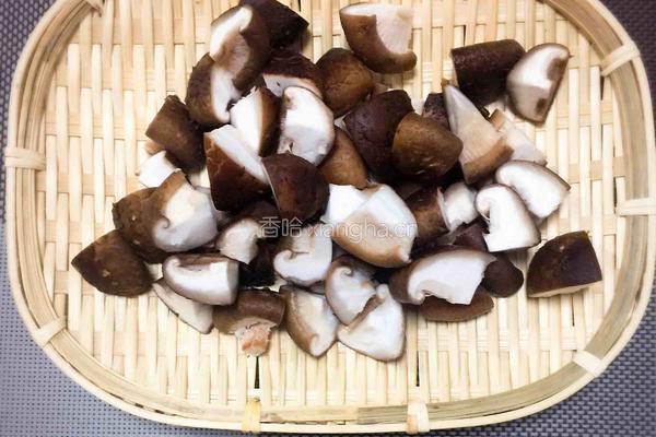 三鲜汤的做法图解1