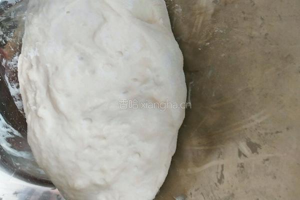 乳清猪肉香菇包的做法图解2