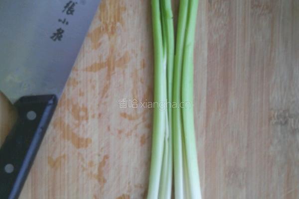 蒜苗炒豆皮