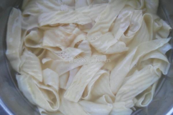蒜苗炒豆皮的做法图解4