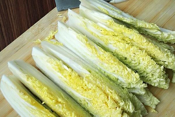 蒜蓉粉丝娃娃菜的做法图解1