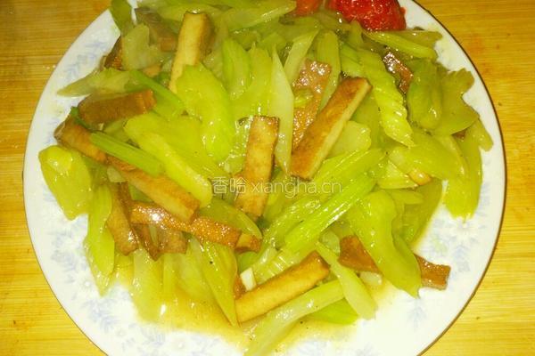 西芹炒腐干的做法图解6