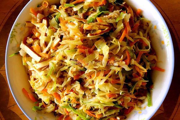 春卷（闽南地区清明期间美食）的做法图解4