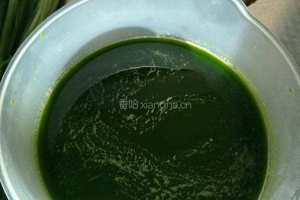 菠菜饺子（素馅）的做法图解3
