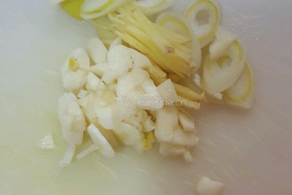 西葫芦炒番茄的做法图解3