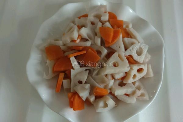 藕片炒肉丁的做法图解5