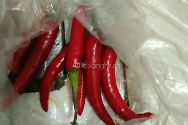油煎茄子的做法图解1