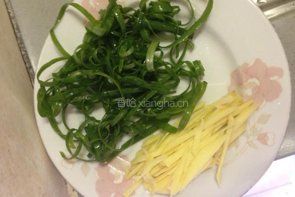 蒸石斑鱼的做法图解3