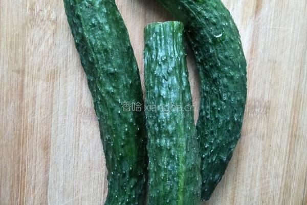 拍黄瓜的做法图解1