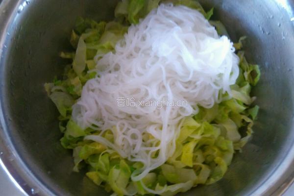 卷心菜拌粉丝的做法图解9
