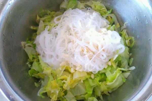 卷心菜拌粉丝的做法图解13