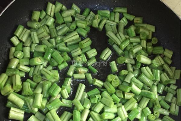 干煸肉糜刀豆的做法图解4