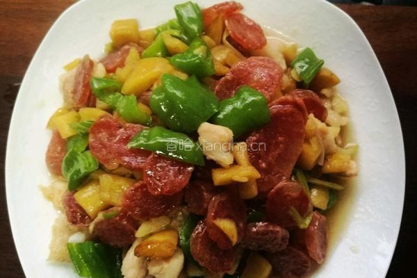 萝卜干炒腊肠的做法图解12