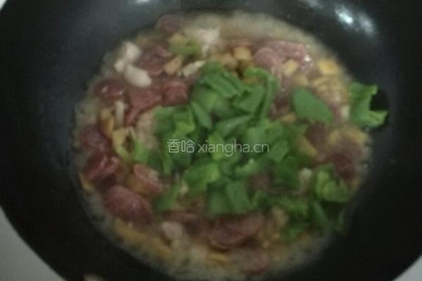 萝卜干炒腊肠的做法图解11