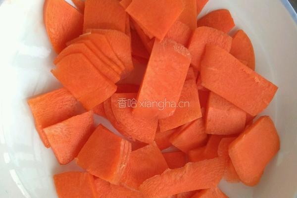 苦瓜炒肉的做法图解2