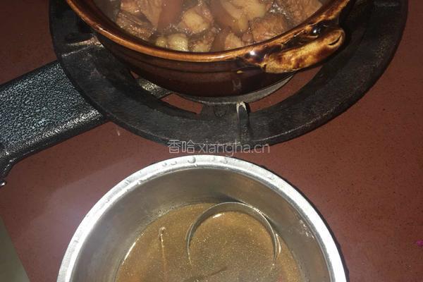 红烧肉焖春笋的做法图解17