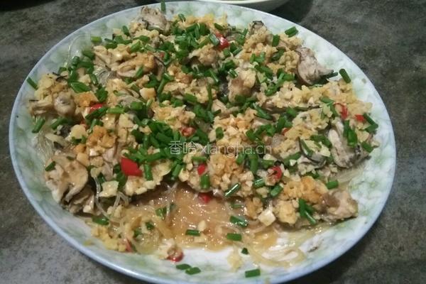 蒜蓉牡蛎蒸粉丝的做法图解5