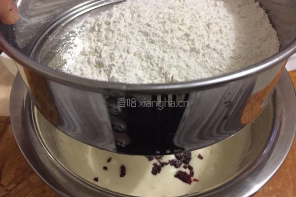 蔓越莓纸杯蛋糕的做法图解7