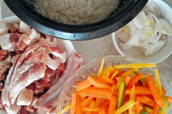 碎肉抓饭的做法图解1