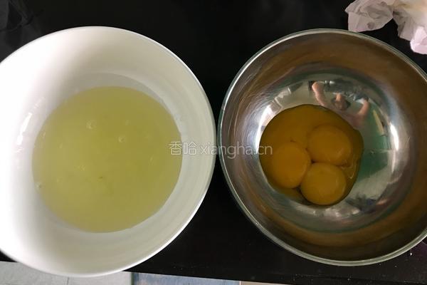 酸梅酸奶蛋糕的做法图解1