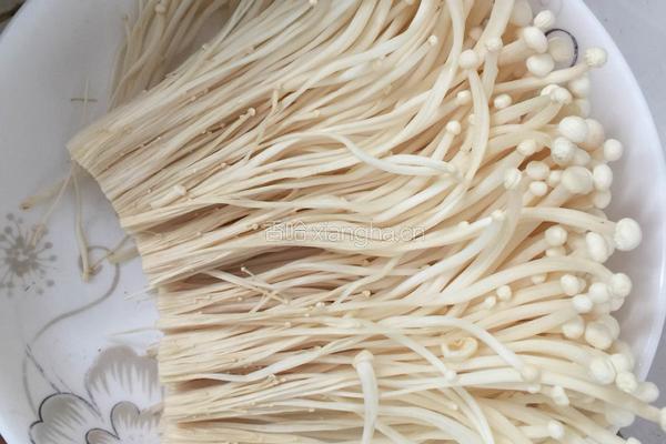 豆皮卷金针菇的做法图解3
