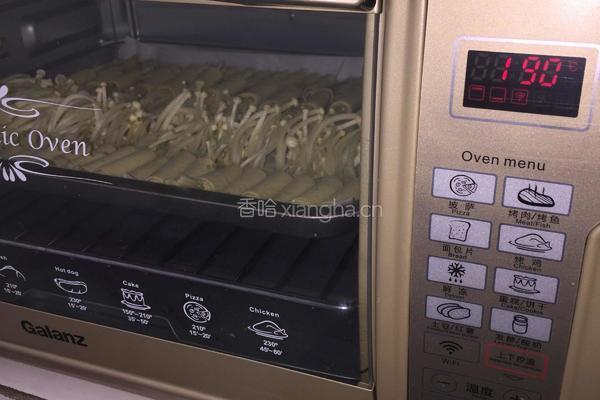 豆皮卷金针菇的做法图解6