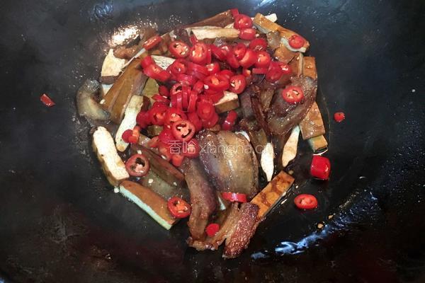 腊肉炒香干的做法图解5