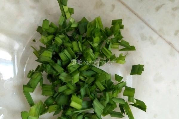 紫菜虾皮小馄饨的做法图解2