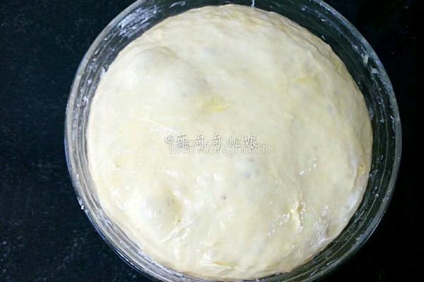 椰蓉土司的做法图解3