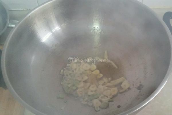 酱焖鲫鱼的做法图解5