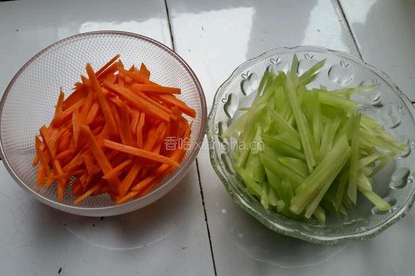 双色炒丝的做法图解2