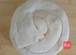 葱油饼的做法图解10