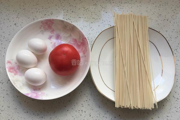 西红柿鸡蛋打卤面的做法图解1