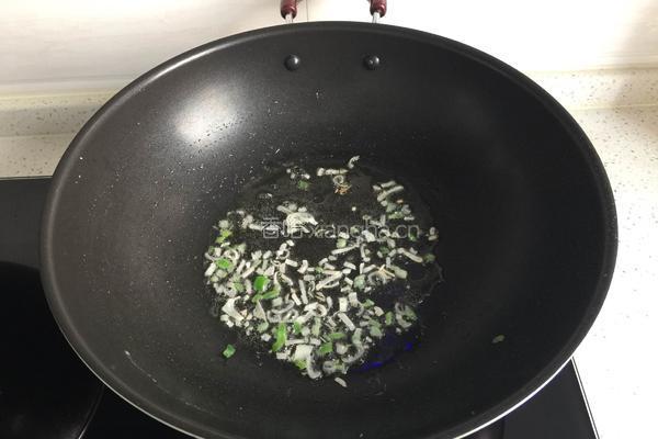 西红柿鸡蛋打卤面的做法图解5