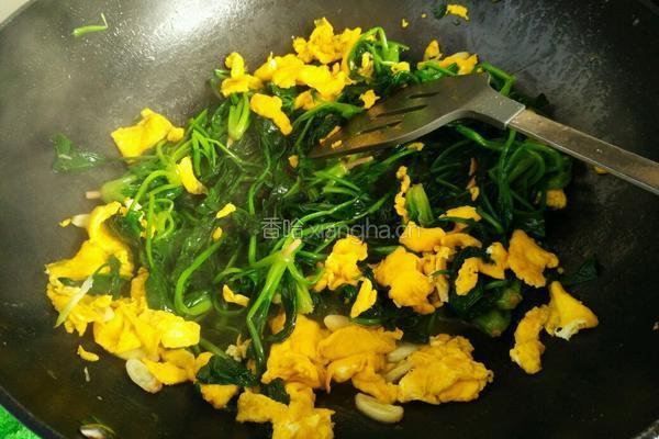 菠菜炒鸡蛋的做法图解8
