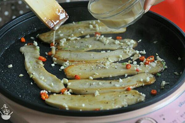 看像鱿鱼‖香煎杏鲍菇的做法图解8
