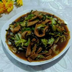 御帘豆腐海带烩包菜的做法[图]