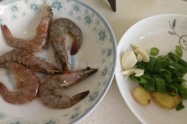 娃娃菜海鲜豆腐汤的做法图解2