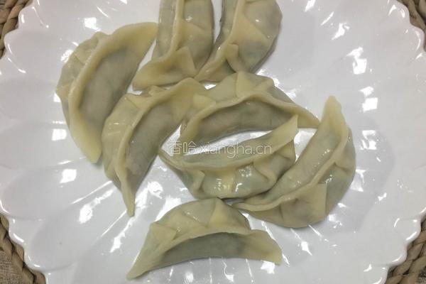 抱蛋煎饺的做法图解1